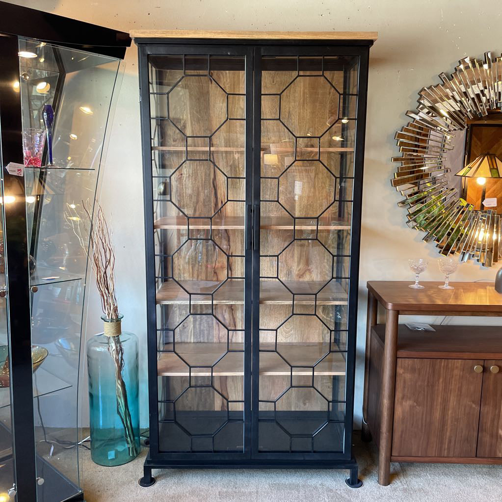 Mariani Tall Cabinet w/ Shelf