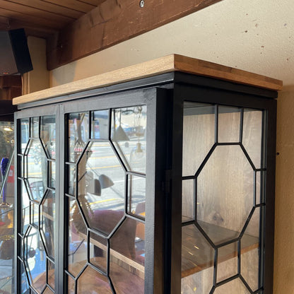 Mariani Tall Cabinet w/ Shelf