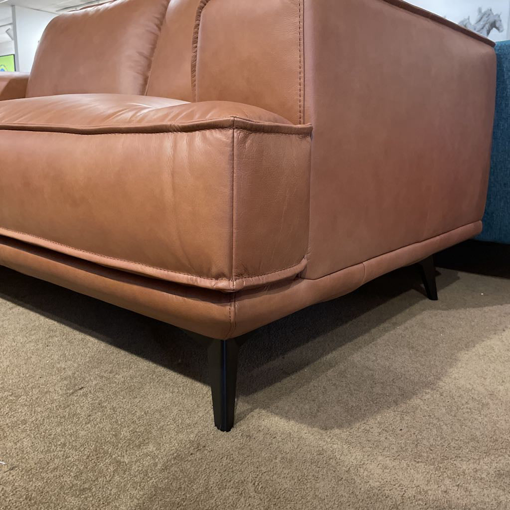 MC Style Tan Leather Loveseat U LOVESEATS