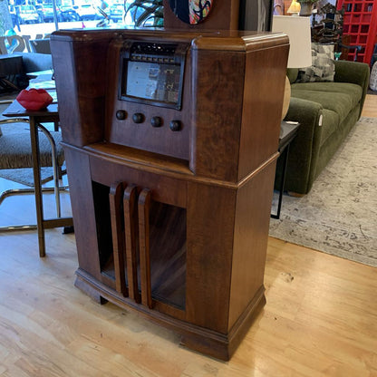 Art Deco Crosley Radio
