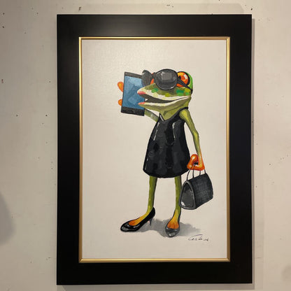 Fashion Frog on Her Phone (med)