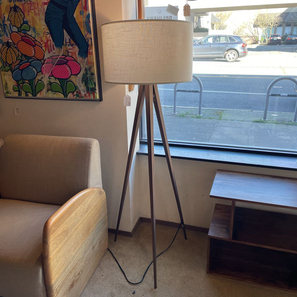 Walnut Finish Tripod Floor Lamp LAMPS