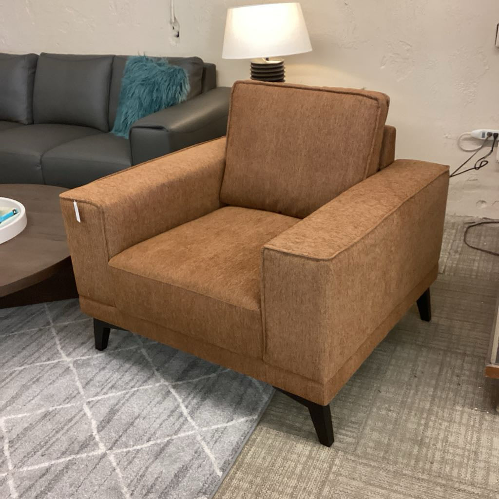 Orange Mod Chair U ACCENT CHAIRS