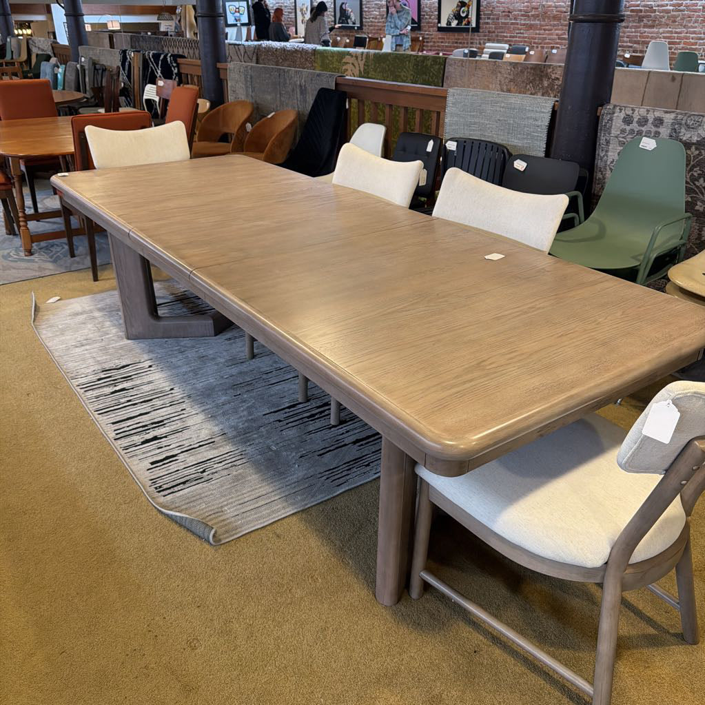 Magnum Dining Table C DINING TABLES