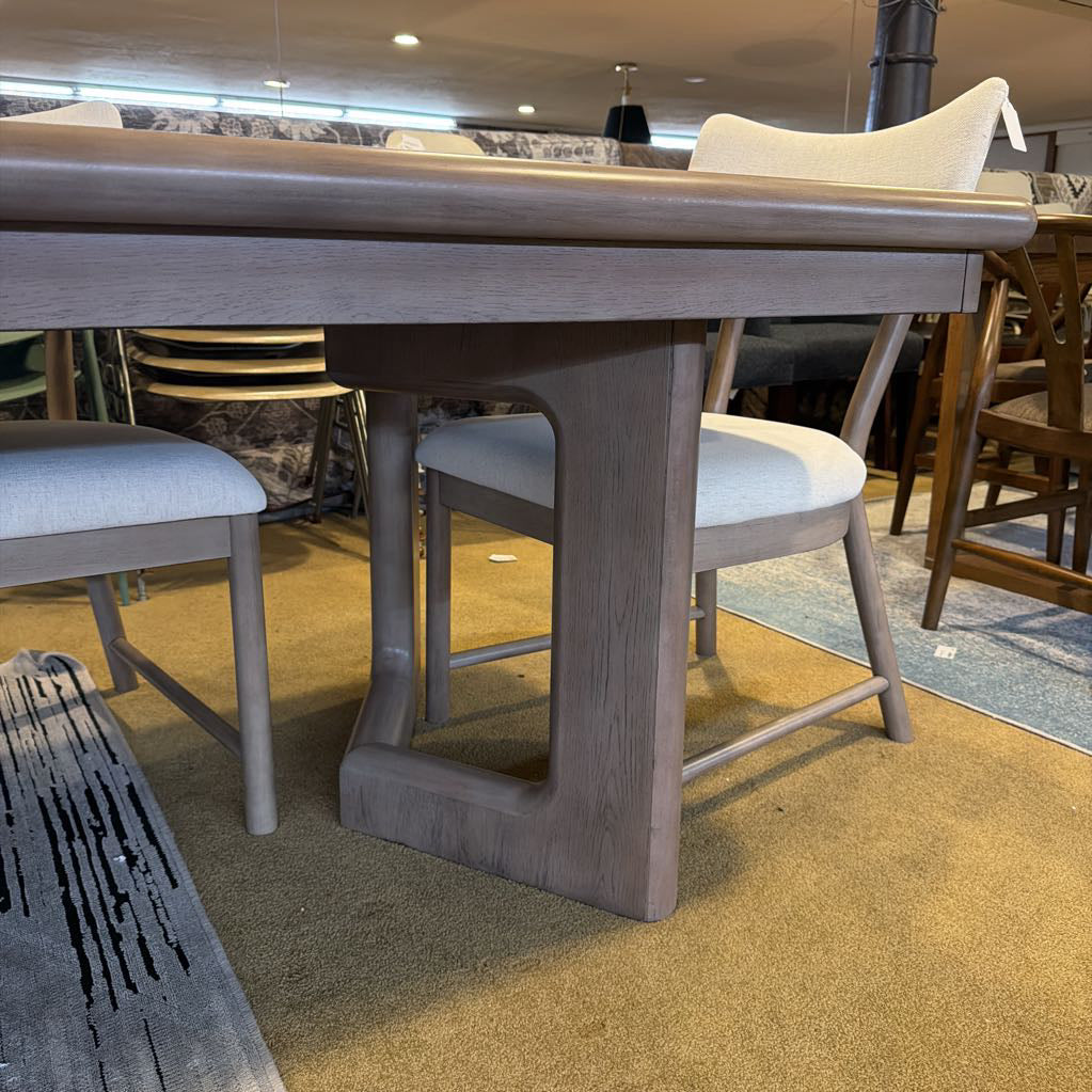 Magnum Dining Table C DINING TABLES