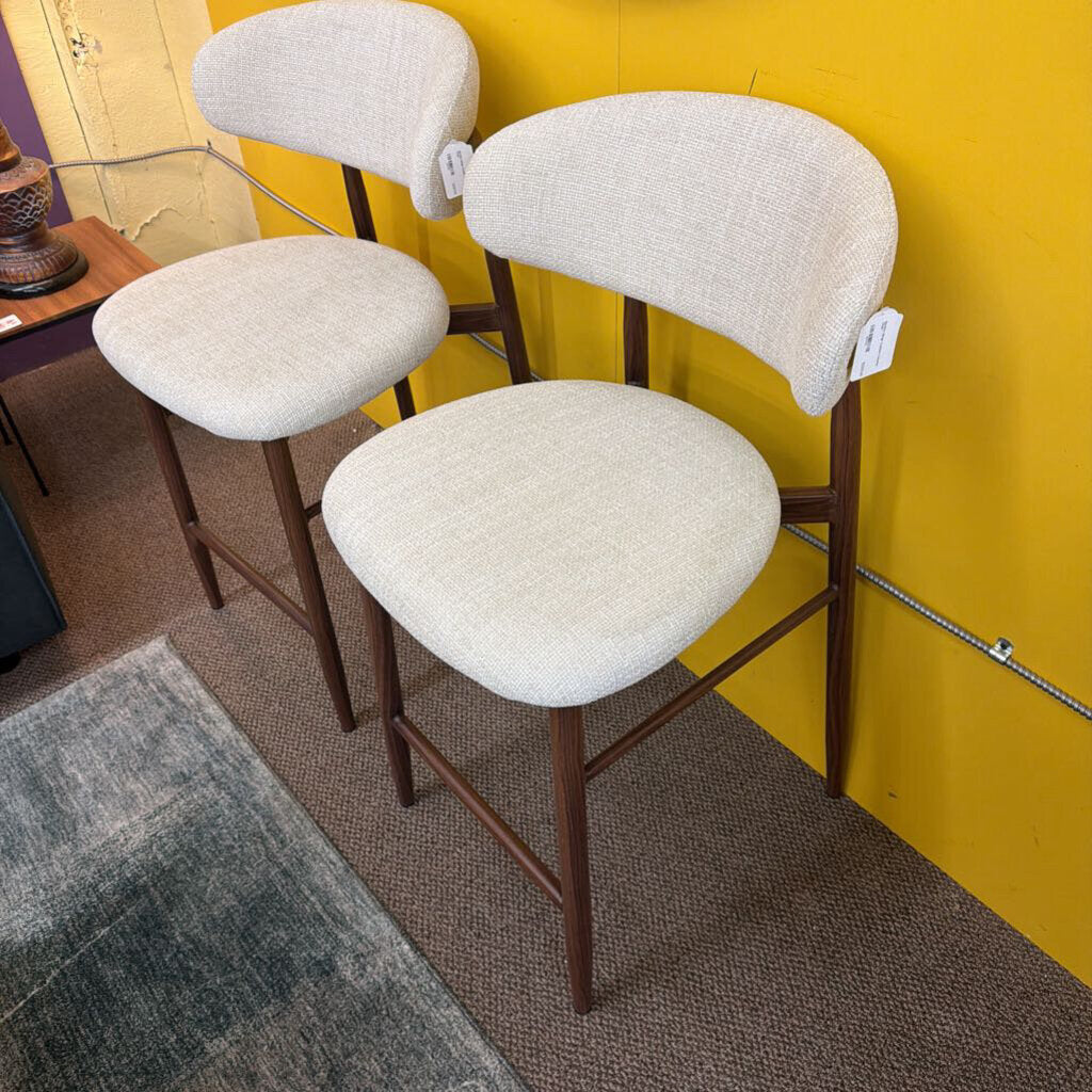 Bentley Beige Cushion Counter Chair