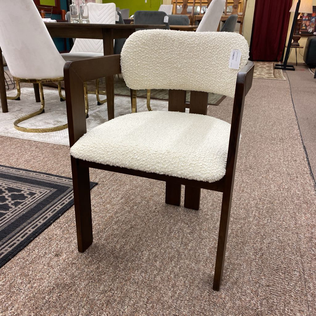 Molinos Dining Chair C DINING CHAIRS