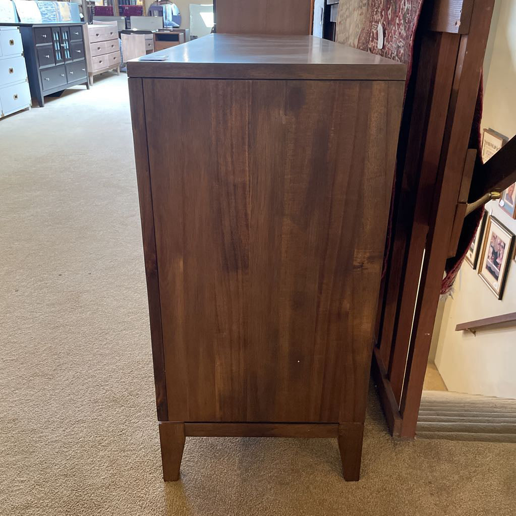 Corona Dresser