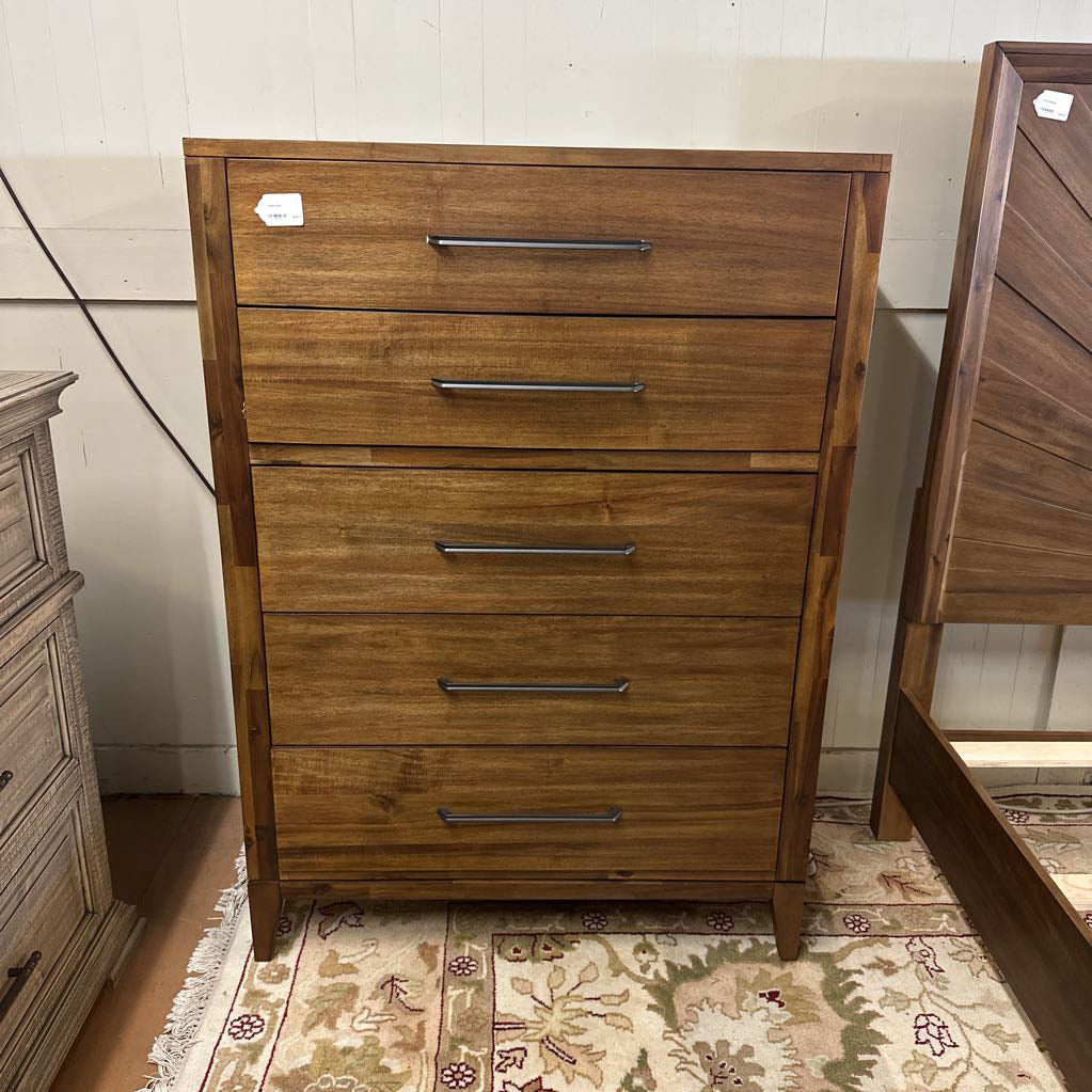 Corona Chest