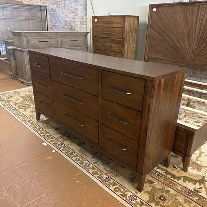 Corona Dresser