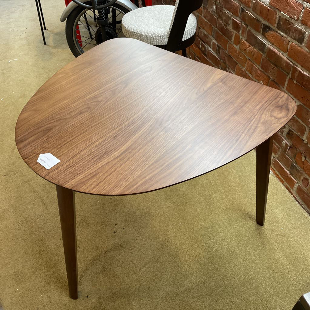 Hoya Corner Table C DINING TABLES