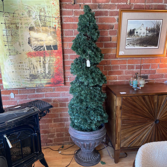 Faux Twisty Tree w Lights