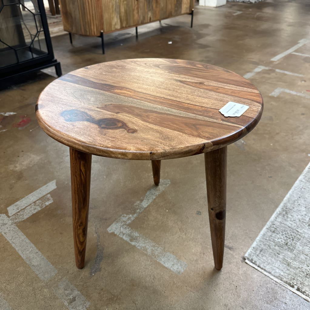 DEIGHTON ROUND END TABLE C SIDE TABLES