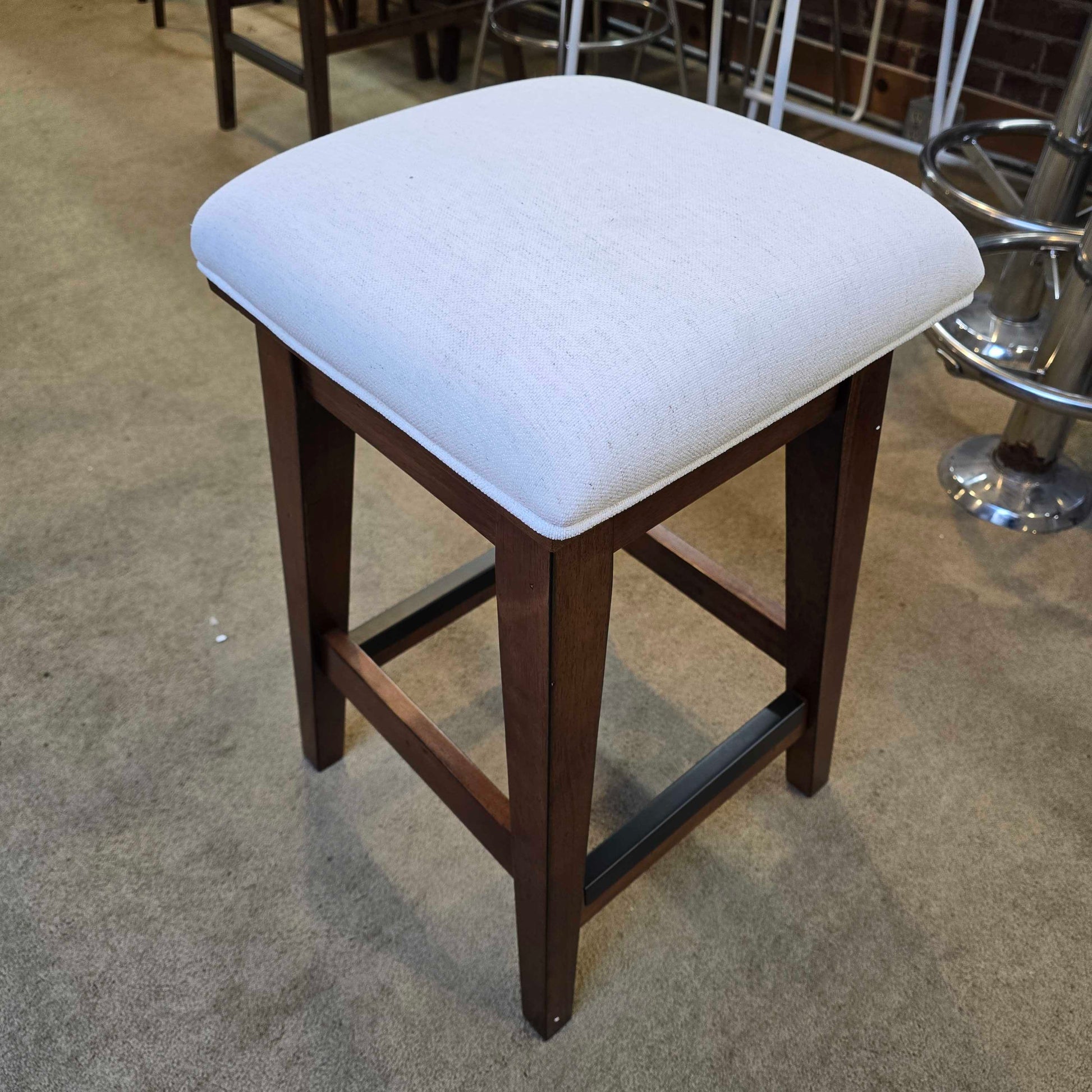 Burdell Bar Stool C STOOLS