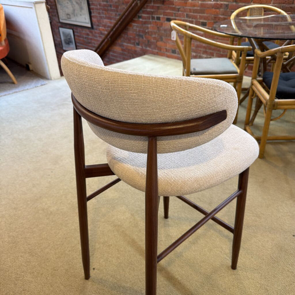 Bentley Beige Cushion Counter Chair