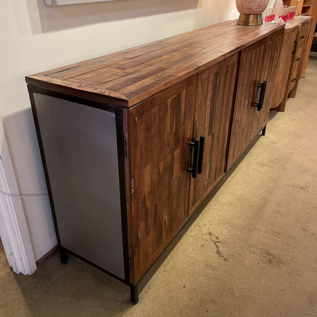 Ironwood 4 Door Sideboard C SIDEBOARDS