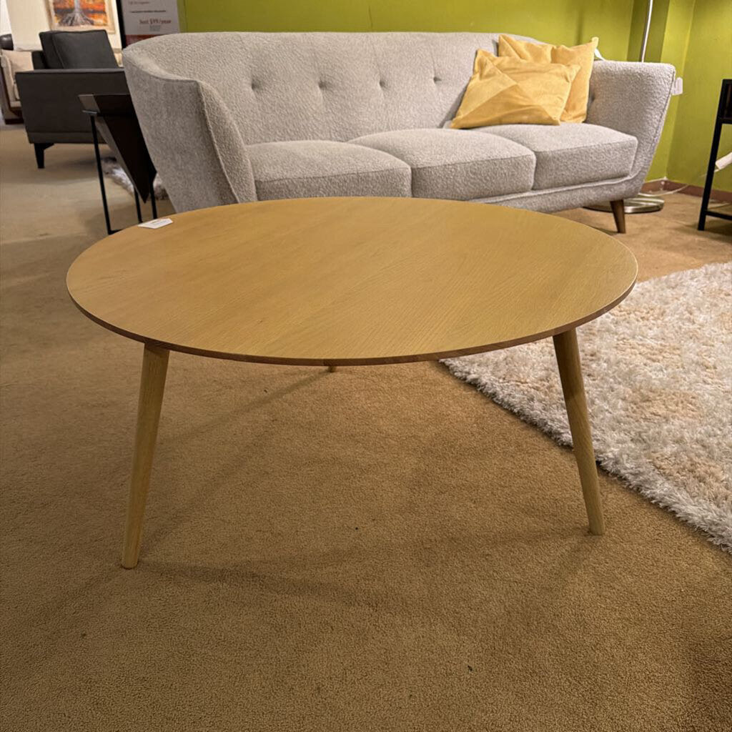 Round Oak Coffee Table