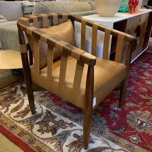 Avera Chair U ACCENT CHAIRS