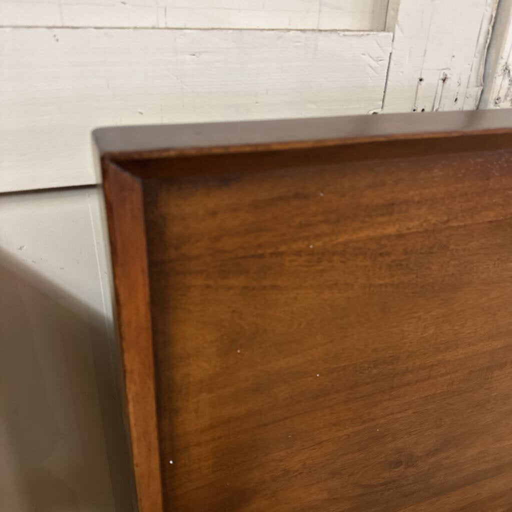 Panel King Bed