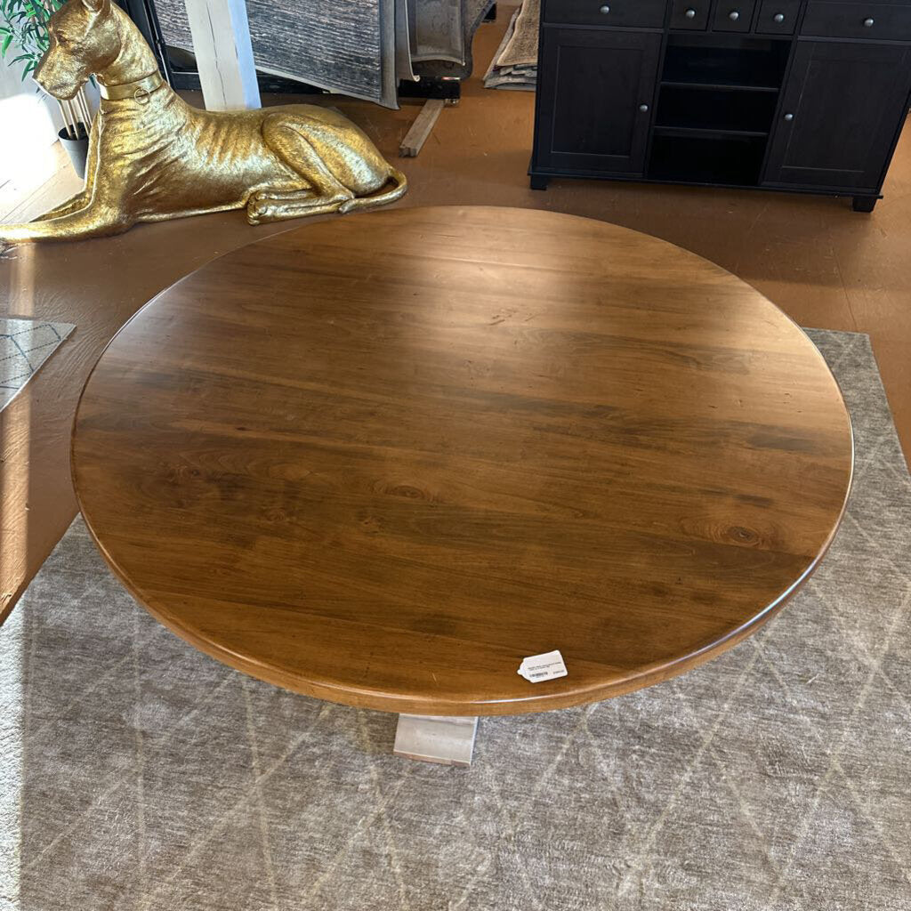 Bassett Solid Wood Round DIning Table w/ 8 chairs