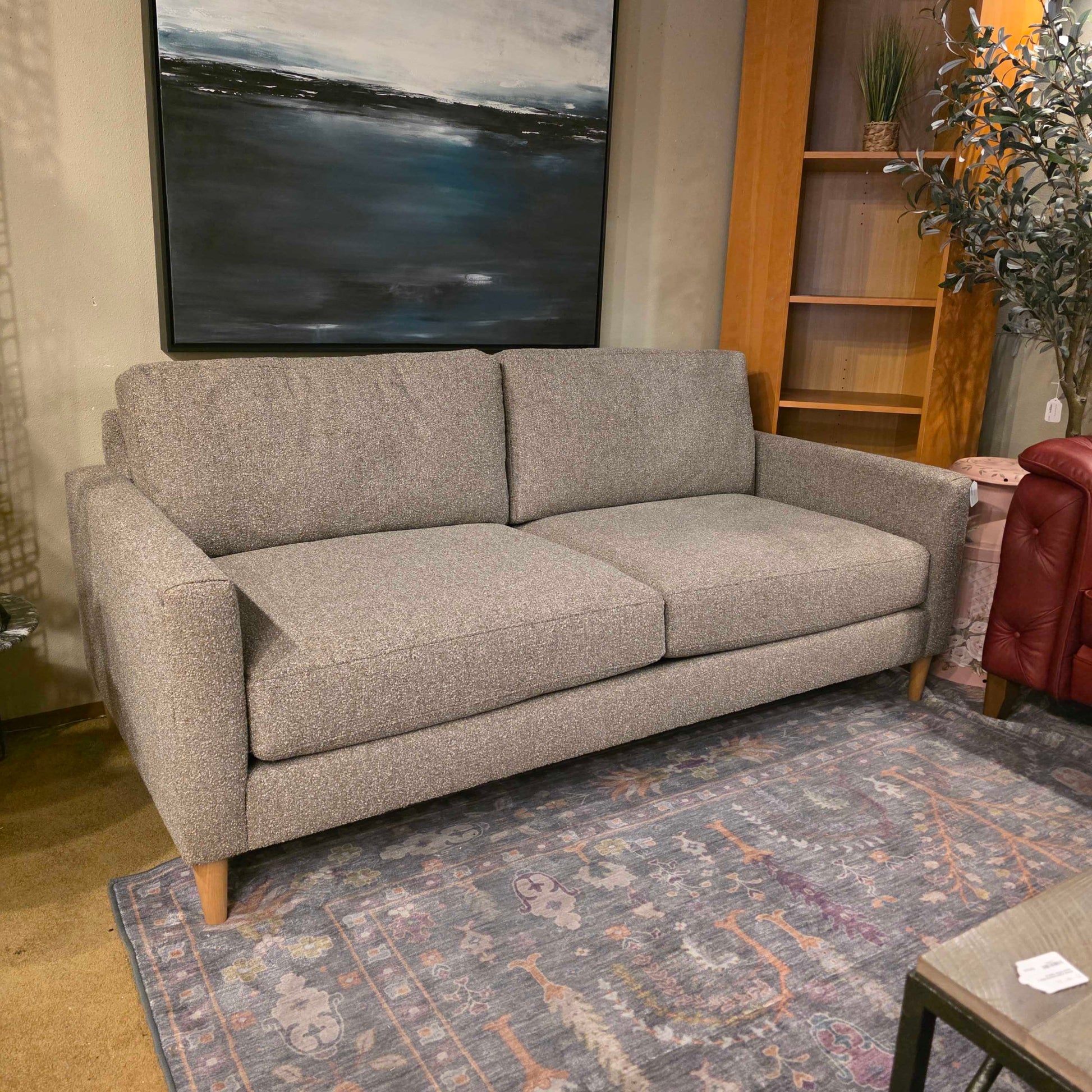 Thomson Brown Sofa U SOFAS