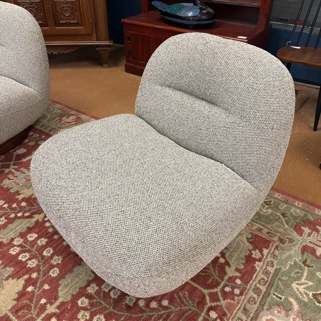 Olive Moss Swivel Lounge Chair