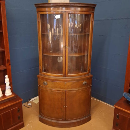 Antique Thomasville Curved Glass Corner Curio Cabinet