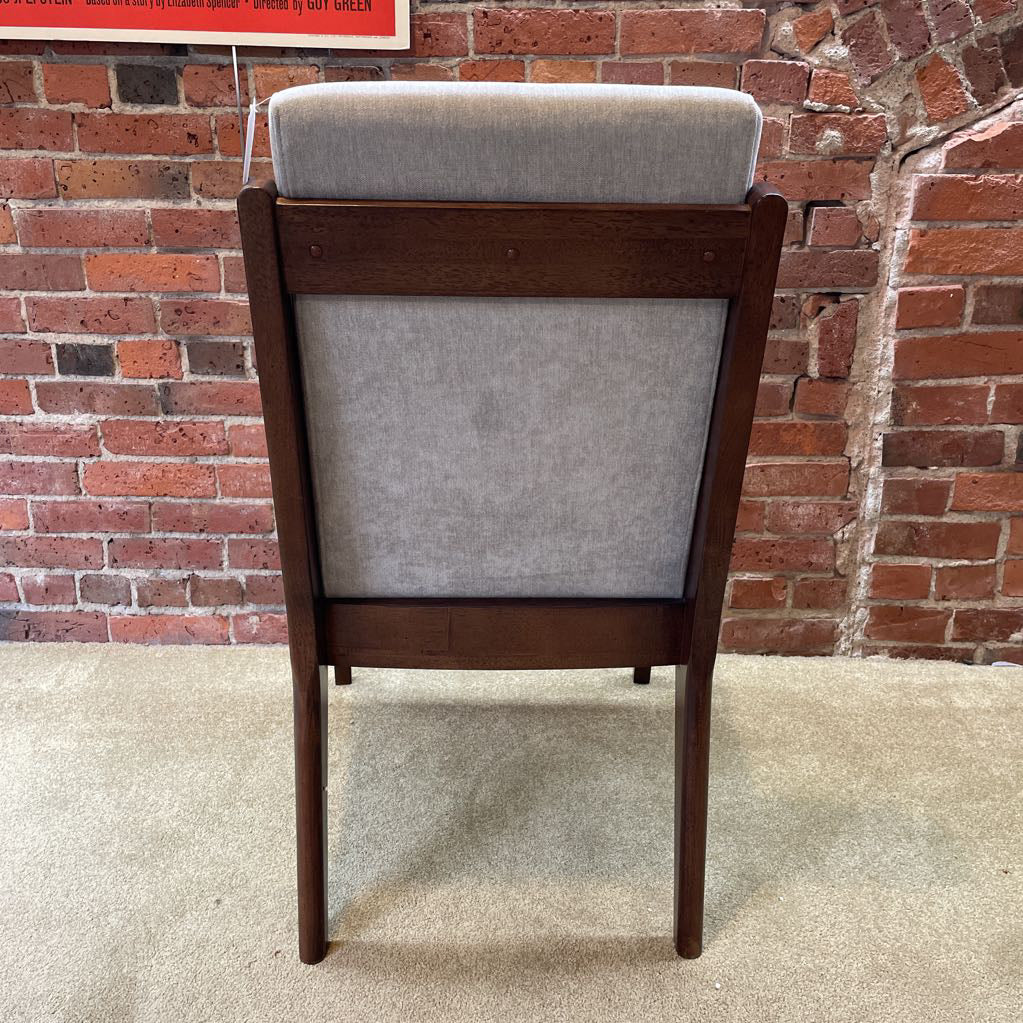 Hojen Upholstered Captain Chair C DINING CHAIRS