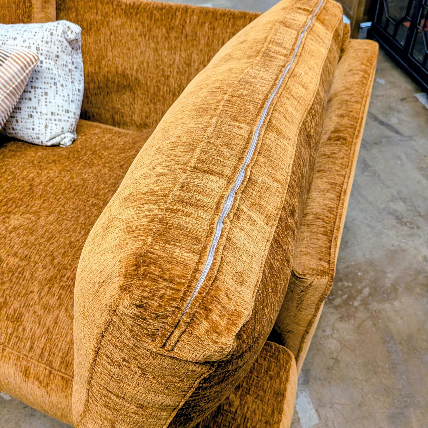 Castile Amber Sofa U SOFAS