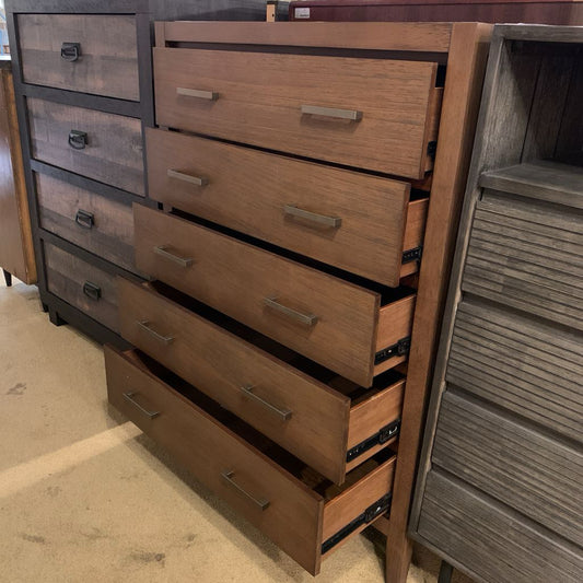 Niko Chest C HIGHBOYS
