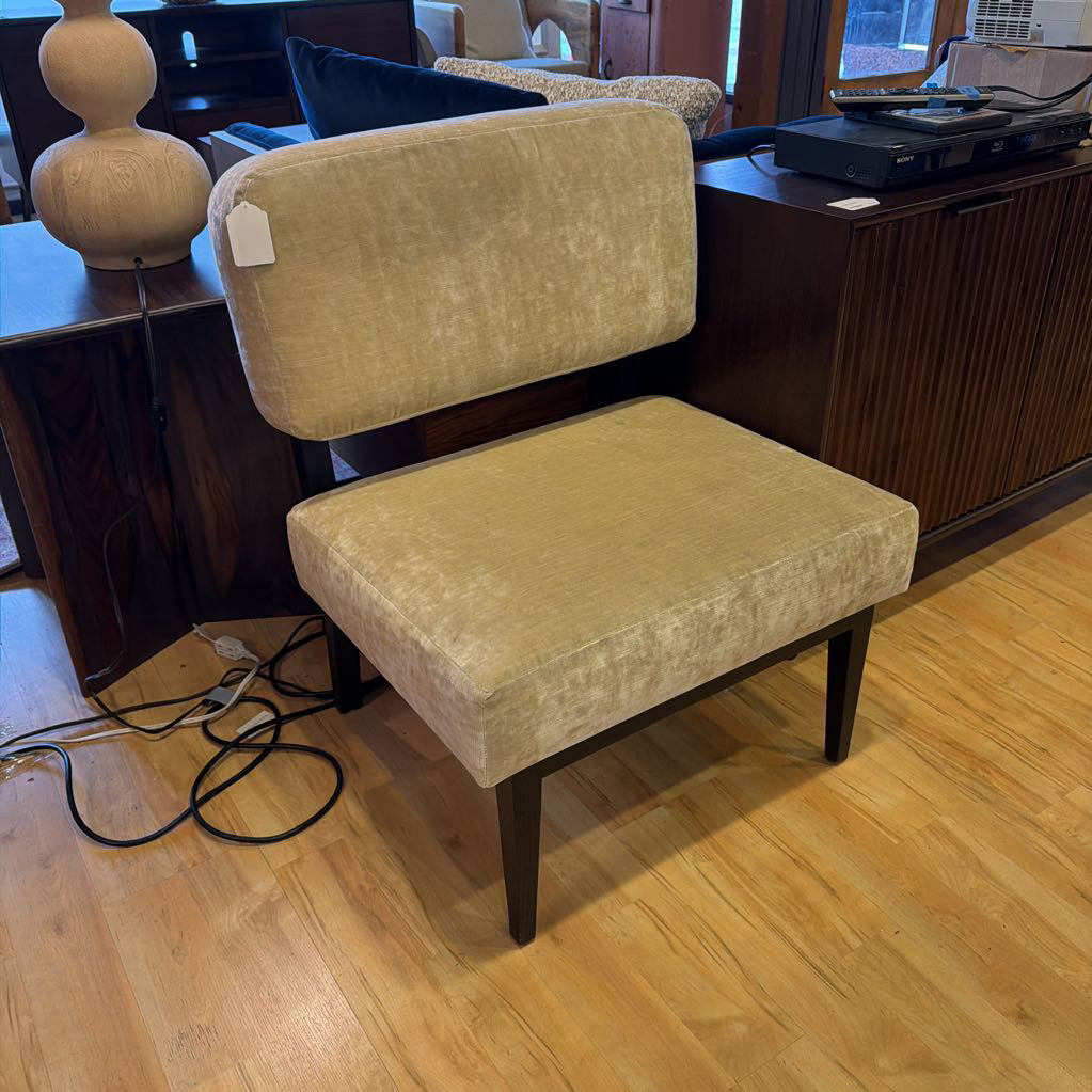 Ecru Velvet Slipper Chair