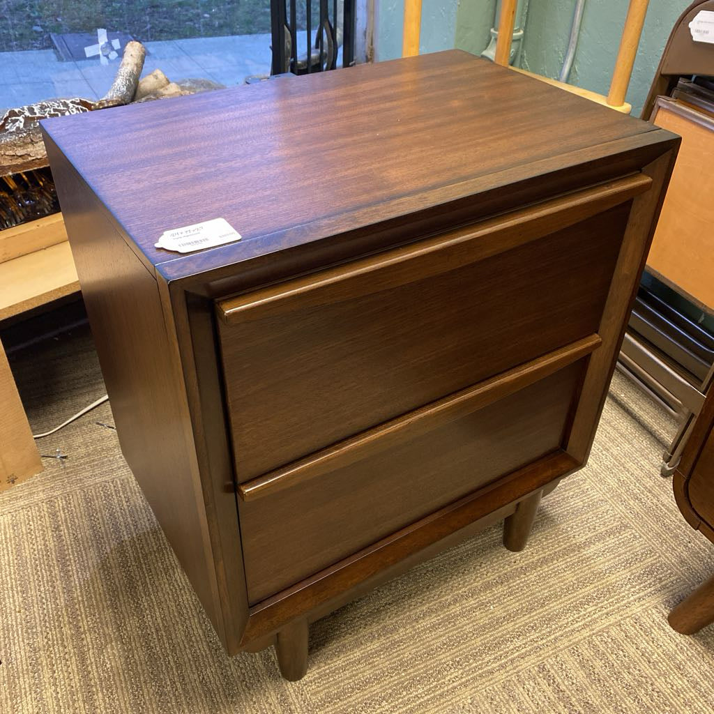 Ingrid Nightstand