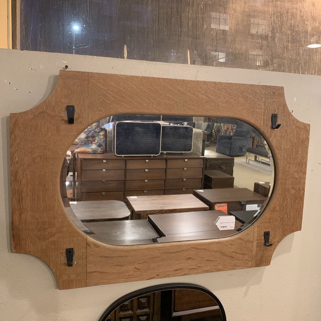 Quartersawn Oak Mirror w/ Hooks