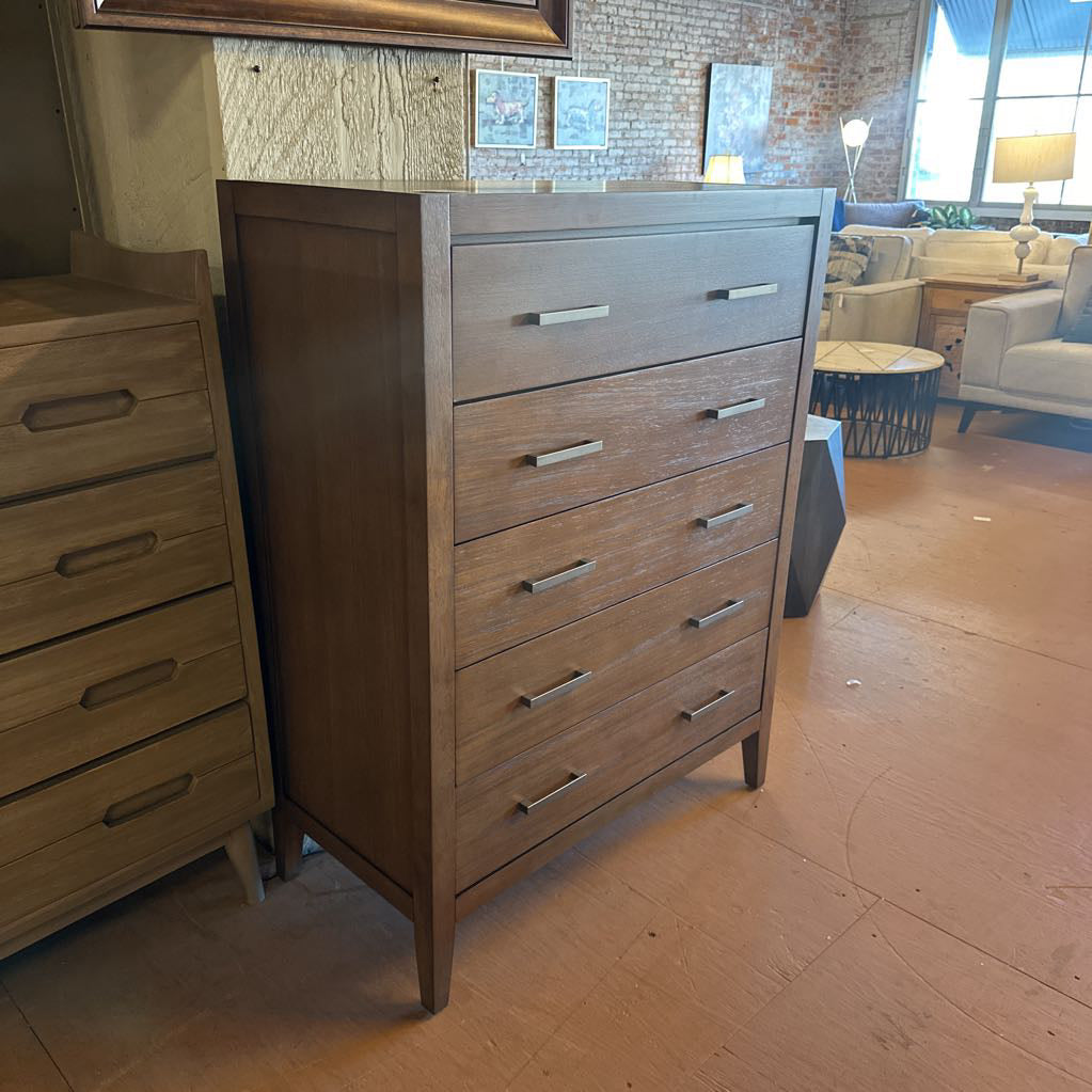 Niko Chest C HIGHBOYS