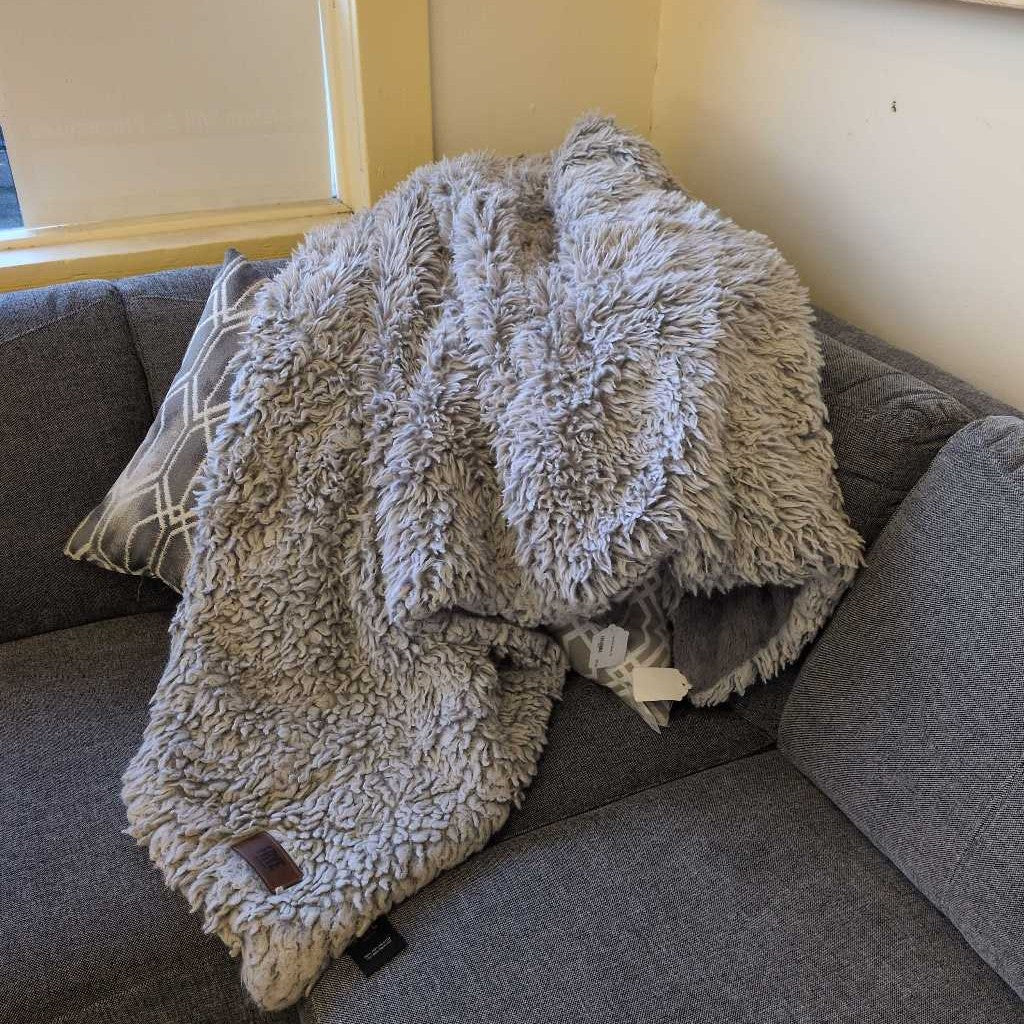 Frye Throw Blanket SMALLS