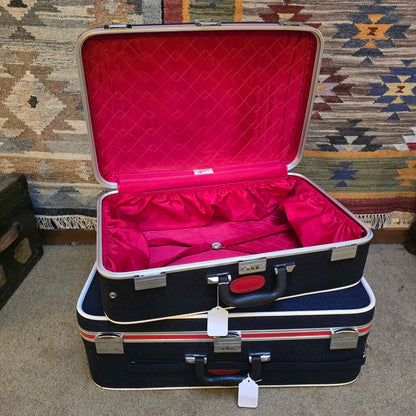 Navy & Red Detail Skyway Luggage SET OF 2