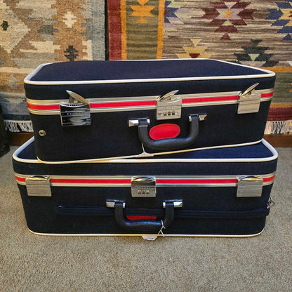 Navy & Red Detail Skyway Luggage SET OF 2