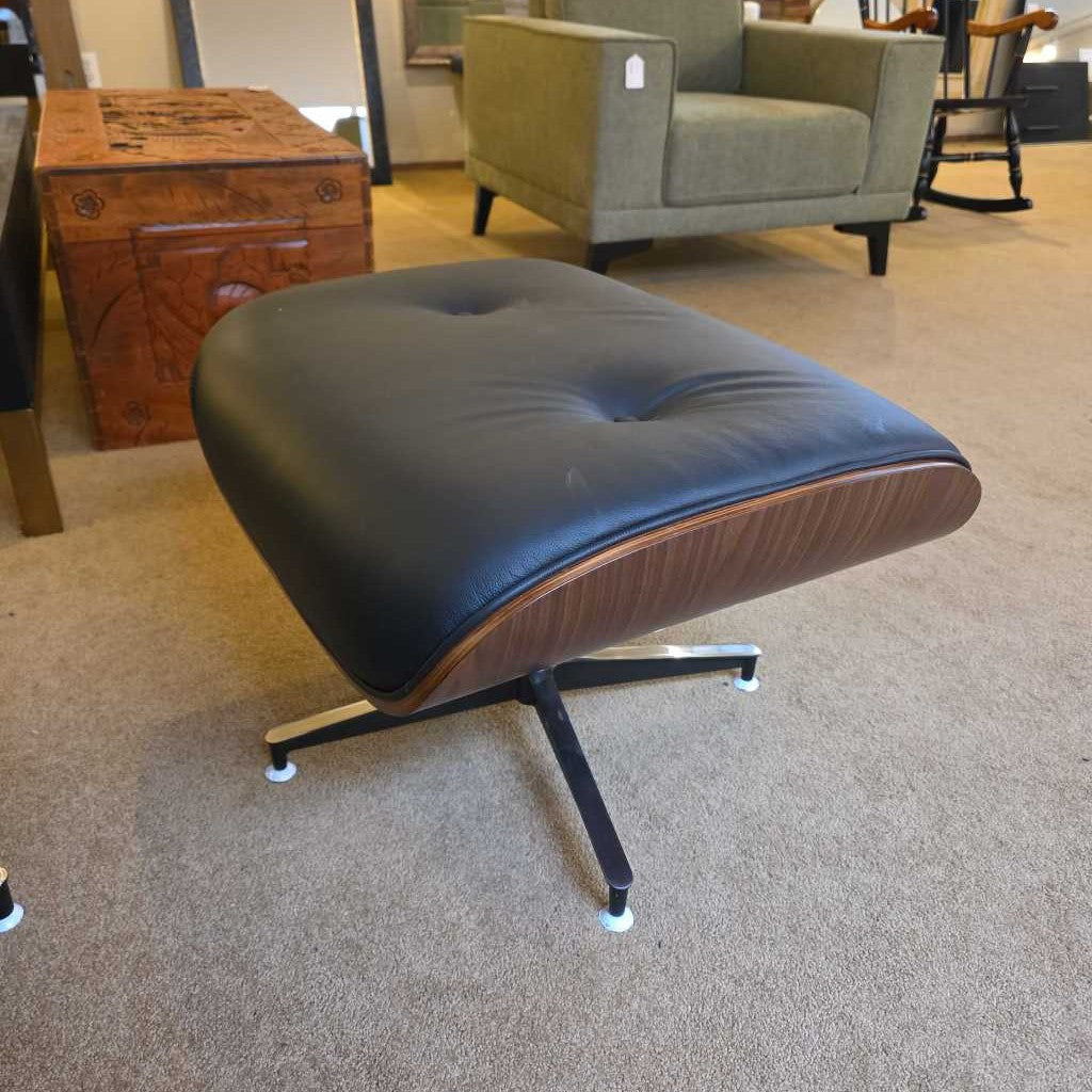 Black Leather Bentwood Lounge Chair & Ottoman U ACCENT CHAIRS