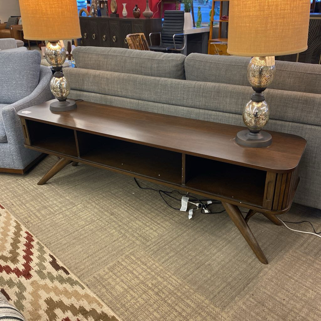 MC Style Sliding Door Media Stand