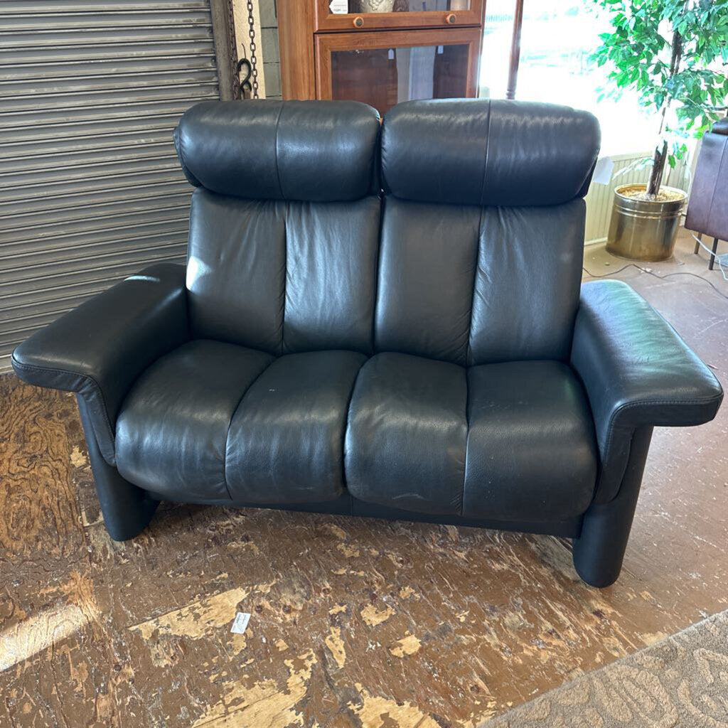 stressless black leather reclining loveseat