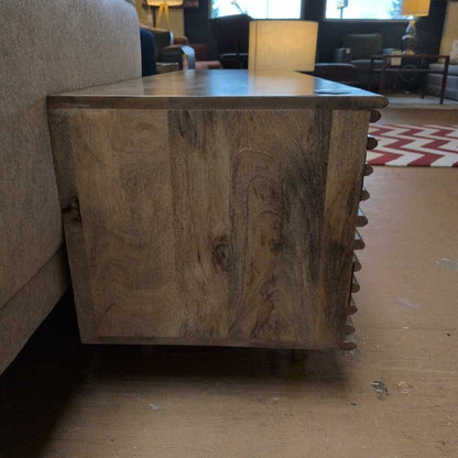 Birger Plasma Media Stand