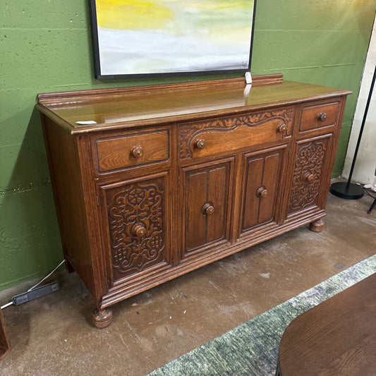 carved oak Thomasville buffet