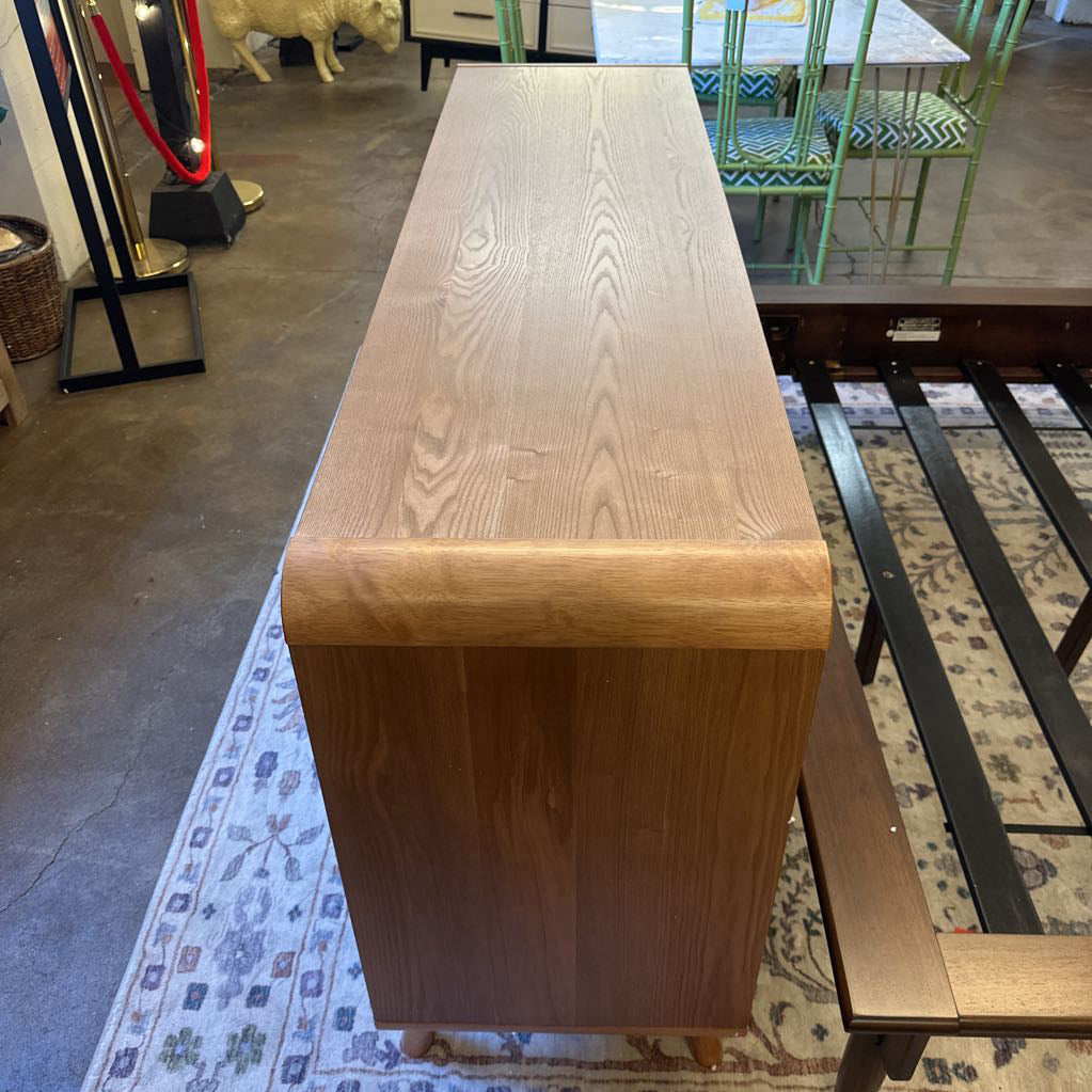MC Ash Dresser C LOWBOYS