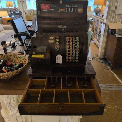 Vintage Cash Register UNIQUE FINDS
