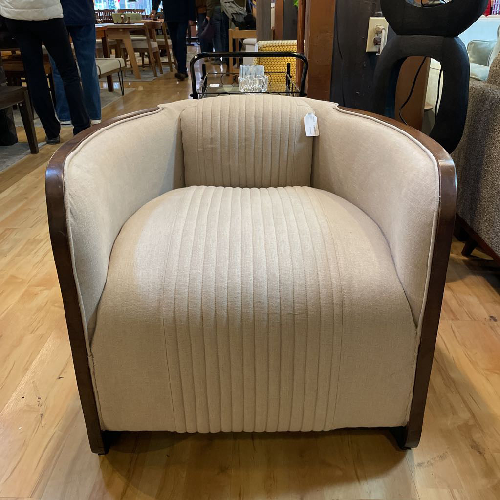 Derryn Chair U ACCENT CHAIRS