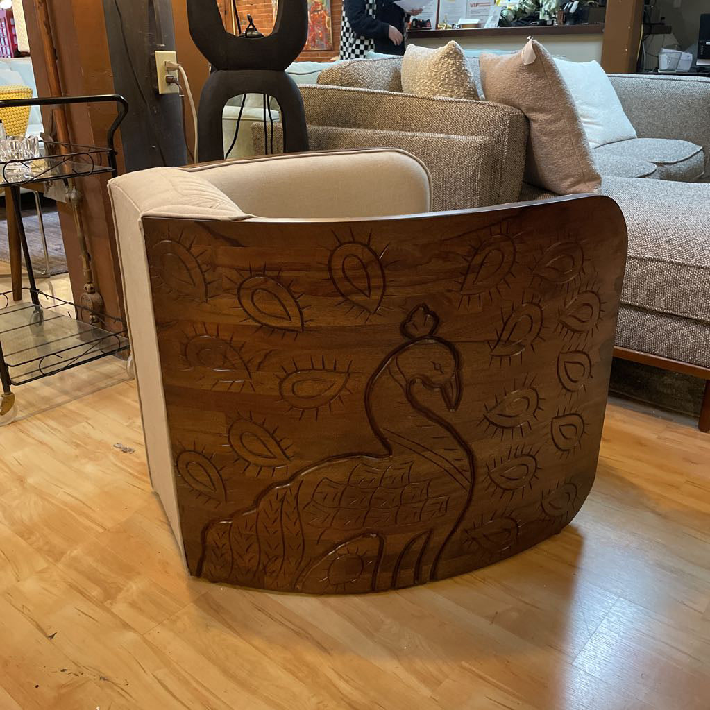 Derryn Chair U ACCENT CHAIRS