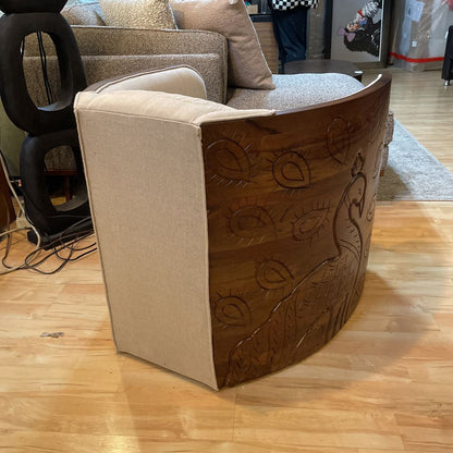 Derryn Chair U ACCENT CHAIRS