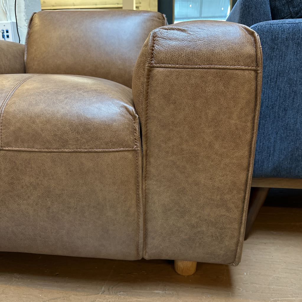 Premium Chestnut Leather Chair U ACCENT CHAIRS