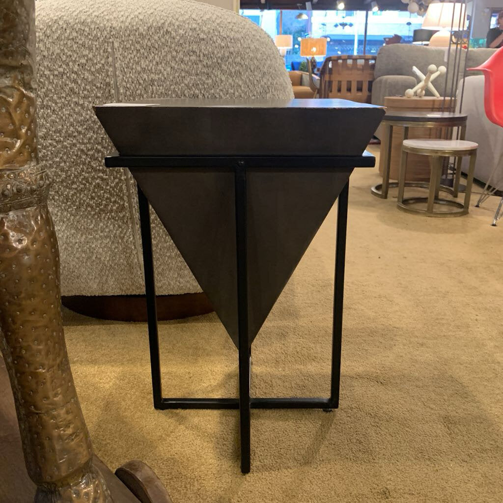 M. Grey Triangle Cube End Table