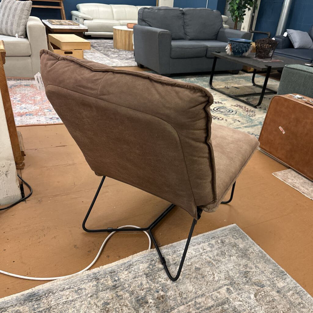 Modern Comfy Slipper Chair w/metal Base